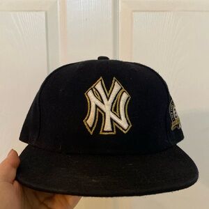New York Yankees fitted hat